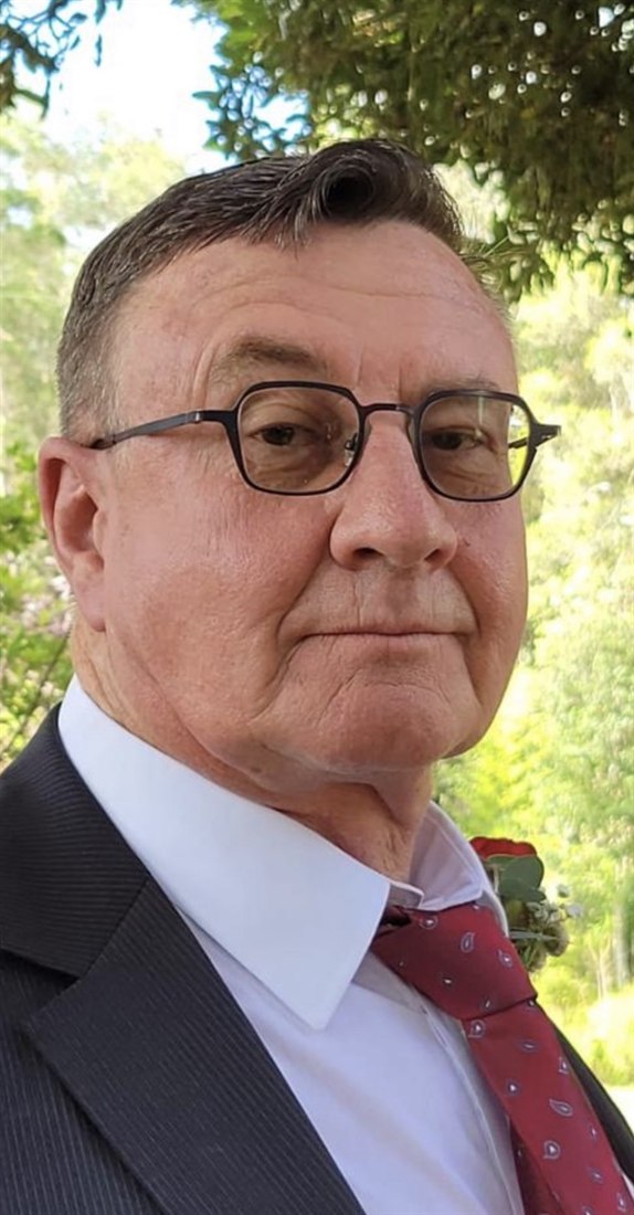 Ronan, Senior Management and Risk and Compliance Officer